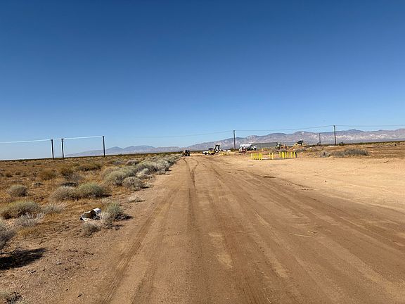 3rd image of Underwood Ave