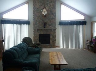 N6098 Westview Ct, Fond Du Lac, WI 54937