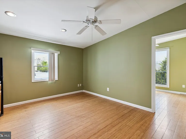 1723 N Willington St — Photo 22