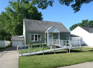 443 Mapleview Rd, Cheektowaga, NY 14225