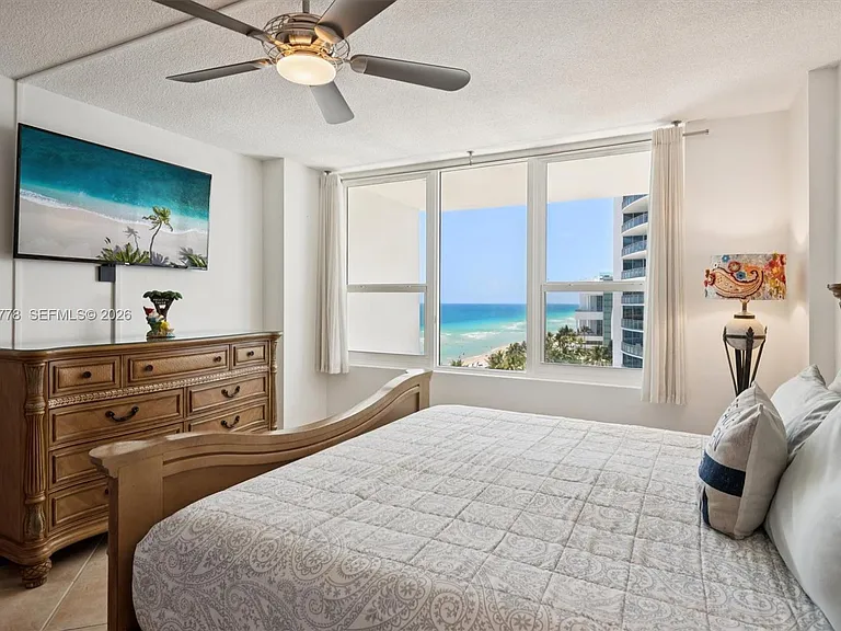 3505 S Ocean Dr #1015 — Photo 5