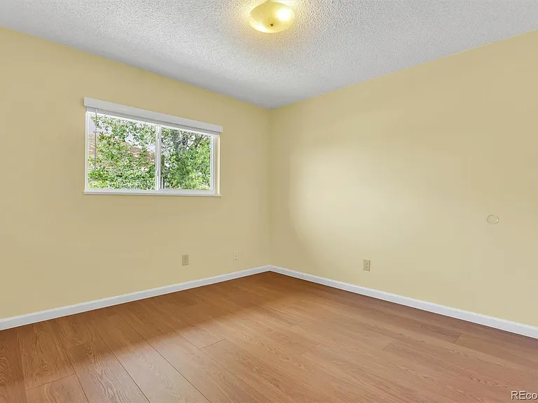 8913 E Chenango Ave — Photo 27