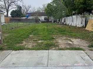 9207 Apple St, New Orleans, LA 70118