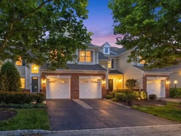 21 Chestnut Ct #11, Cedar Grove Twp., NJ 07009