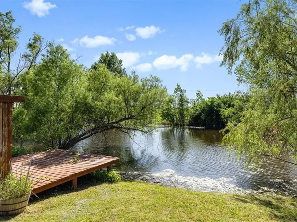 887 County Street 2920, Tuttle, OK 73089