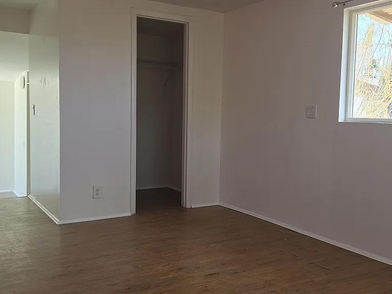 2162 S Escondido Blvd #B — Photo 9