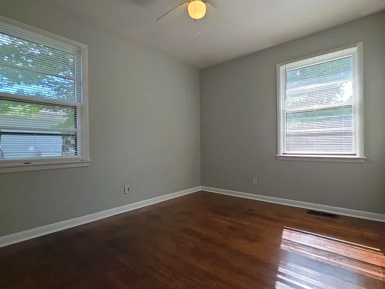 3902 Harwood Ave SW — Photo 9