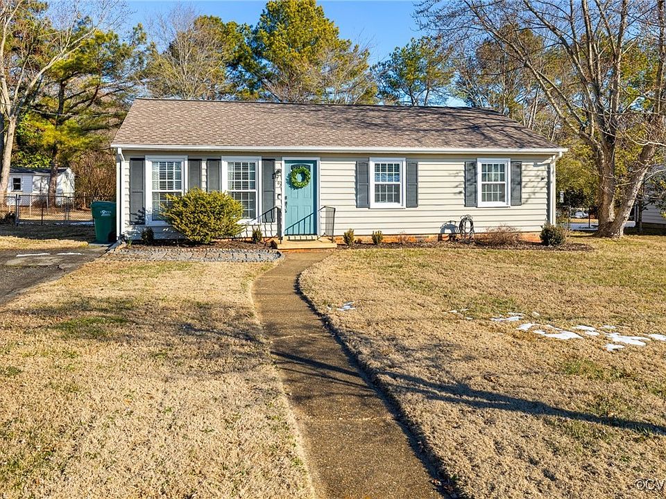 1st image of 8702 Lakefront Dr