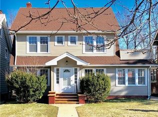 3429 Euclid Heights Blvd, Cleveland Heights, OH 44118