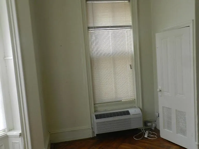 2118 Walnut St #2R — Photo 14