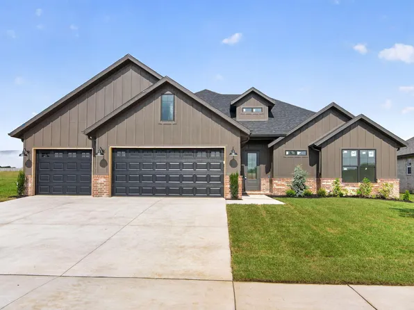 1643 S Crepe Myrtle Lane, Springfield, MO 65809