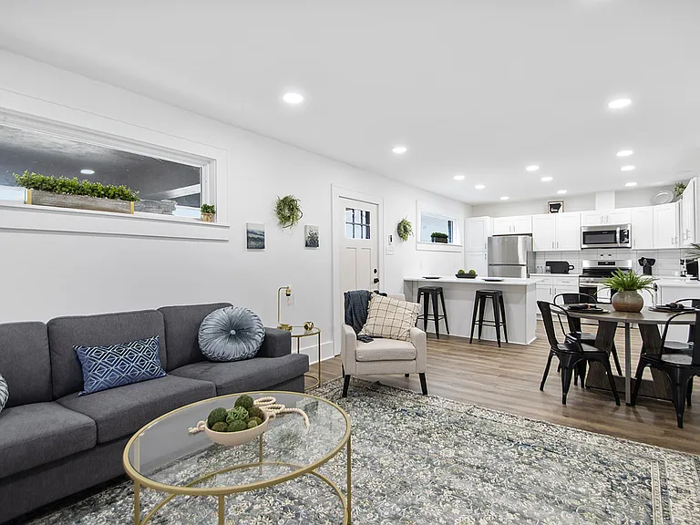 101 Skyline Dr #101 — Photo 17