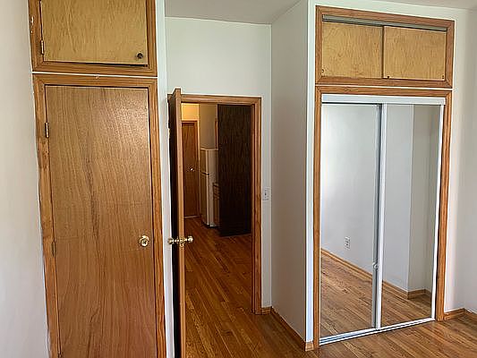 4th image of 155 E 99th St #F7