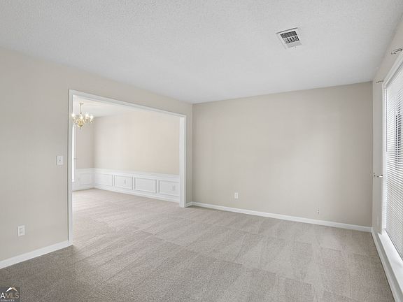 4th image of 11980 Carriage Park Ln