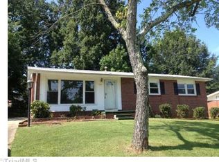 1304 Twain Rd, Greensboro, NC 27405