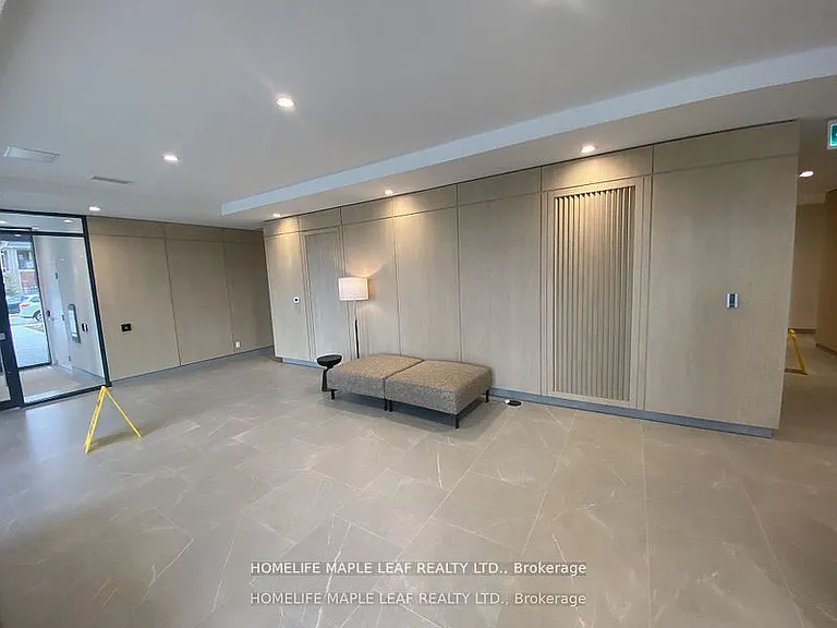 225 Veterans Dr #1001 — Photo 18