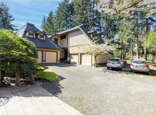4523 170th Pl NE, Redmond, WA