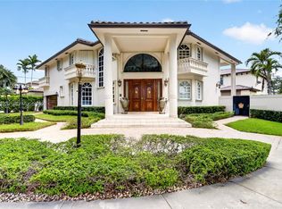 8560 NW 164th St, Miami Lakes, FL 33016