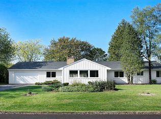 3336 Overland Pass, Northbrook, IL