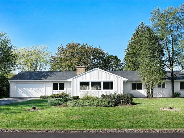 3336 Overland Pass, Northbrook, IL 60062