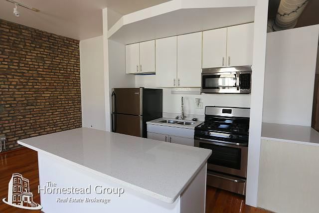 1st image of 1570 N Milwaukee Ave #3F