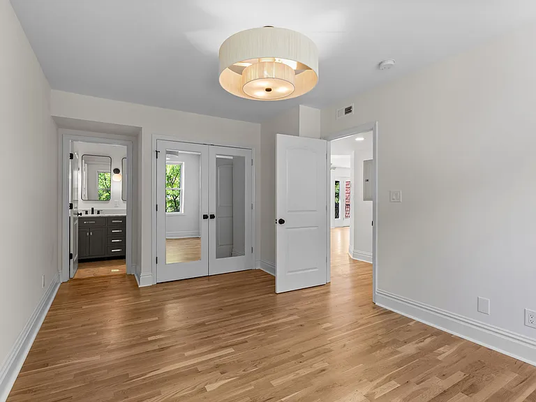7517 Oxford Dr #2A — Photo 20