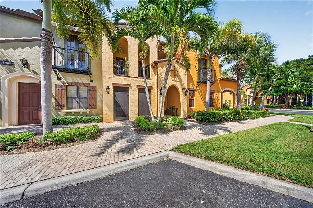 3 bed, 2.0 bath, 1771 sqft, $6,000 — Photo 4