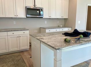 920 Robbie Jackson Ln, Fuquay Varina, NC 27526