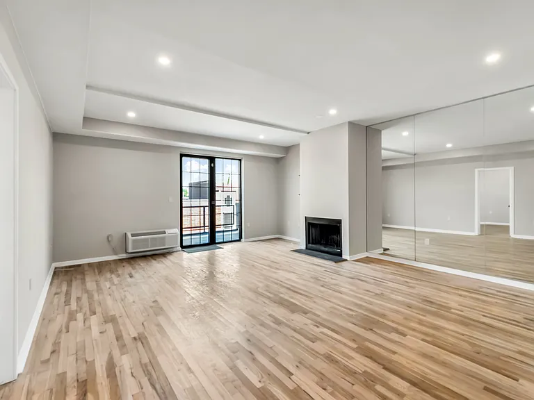 44 Sherman Ave #5G — Photo 10