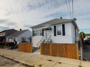 496 Tucker St, Fall River, MA 02721