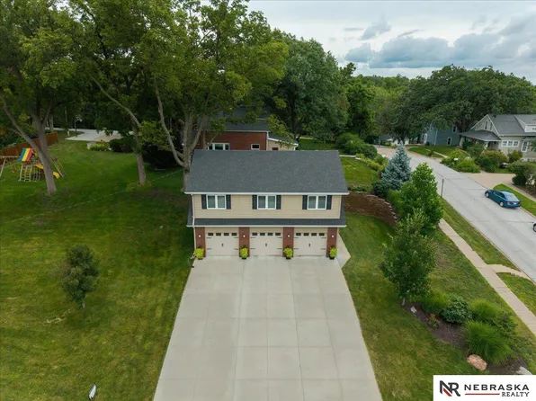 722 Avenue E, Plattsmouth, NE 68048