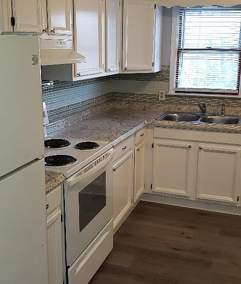 65 Newman Rd #D — Photo 5