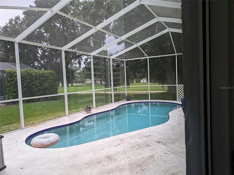 16120 Muirfield Dr — Photo 3