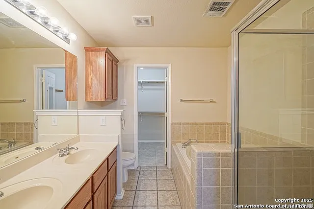 7703 Wexford Sq — Photo 14