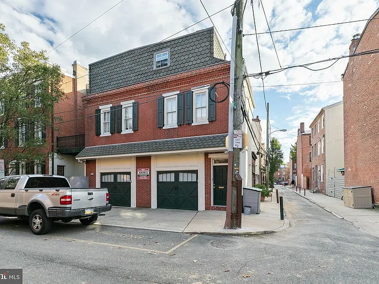 108 Queen St #3 — Photo 8