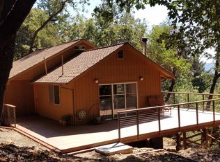 19136 Old Vineyard Rd, Los Gatos, CA 95033