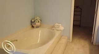 5th image of 39812 Glenview Ct #24