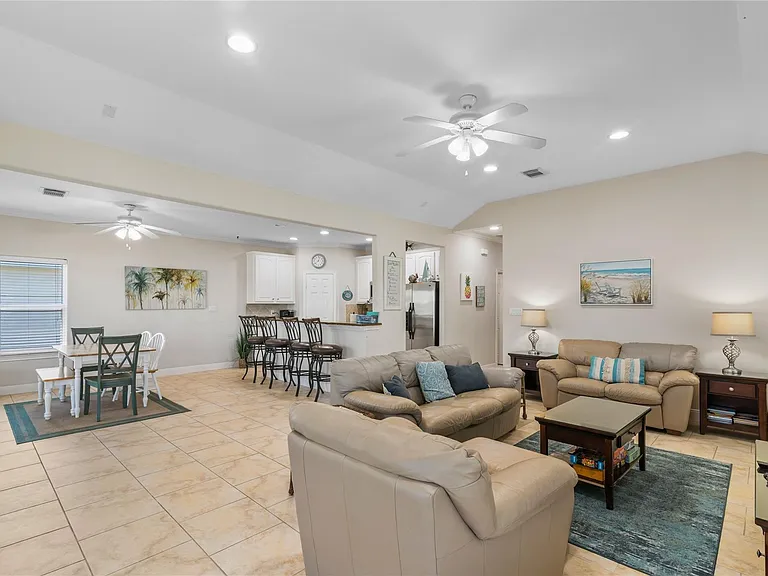 13819 Mutiny Ln — Photo 17