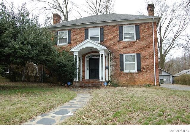1st image of 208 W Roanoke St