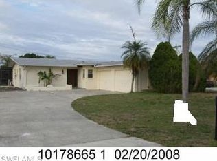 905 SE 31st Ter, Cape Coral, FL 33904