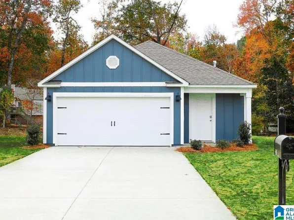 6585 Creek Cir, Bessemer, AL 35022
