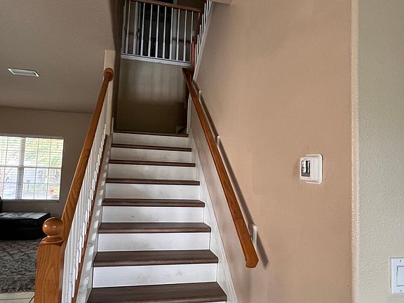 3rd image of 8845 Cameron Crest Dr