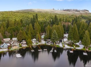 33862 N Shore Dr, Mount Vernon, WA 98274
