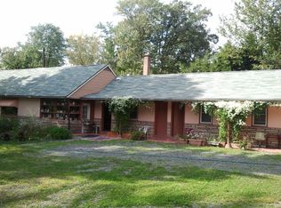 103 Somewhere In Time Ln, Greentown, PA 18426