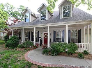 1045 N Elder Ct, Sand Springs, OK 74063