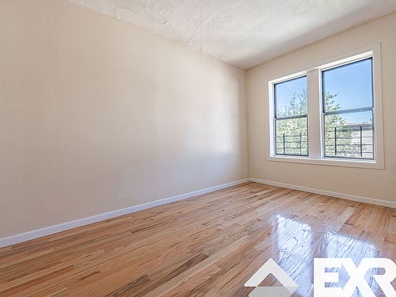 2nd image of 643 Southern Blvd #3L