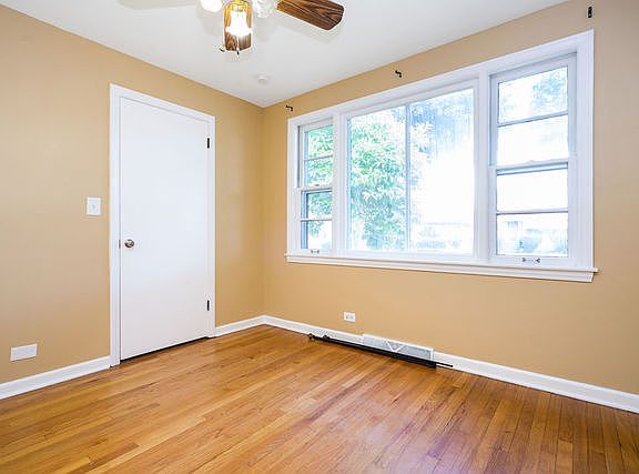5th image of 304 48th Ave