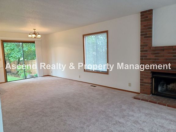 4th image of 10780 SW Summer Lake Dr