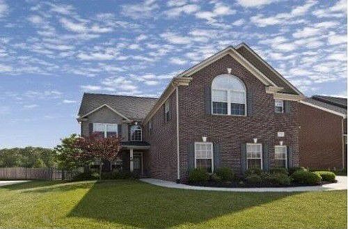 1st image of 1728 Falcon Pointe Dr