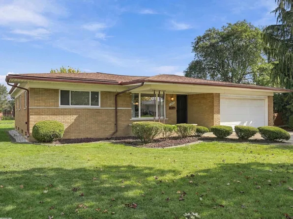 11447 Nancy Dr, Warren, MI 48093